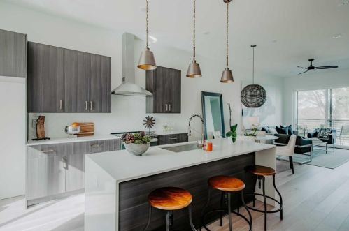 203 Bass St, Atlanta, GA 30315-1074