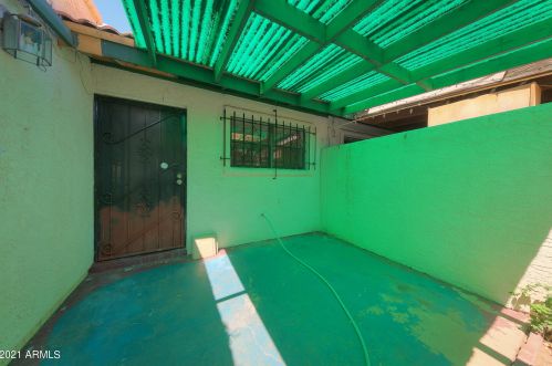 5343 22nd Ave, Phoenix AZ 85015-2817 exterior