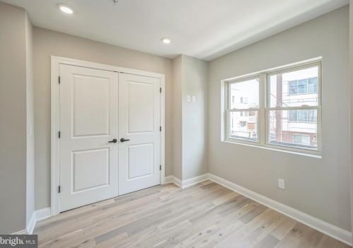 1702 22nd St, Philadelphia PA 19140-3831 exterior