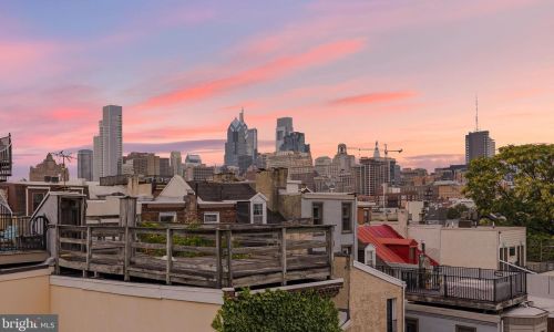 833 Bainbridge St, Philadelphia PA  19147-2009 exterior