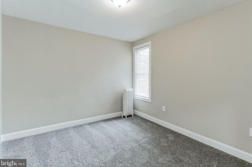 5912 Leithgow St, Philadelphia PA 19123-1420 exterior