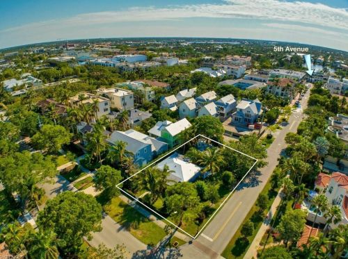 510 3 Ave, Naples FL 34102-6315 exterior