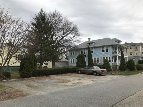 115 Williams St, Woonsocket RI 02895-6464 exterior