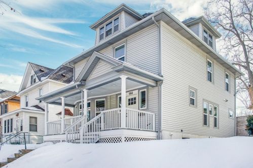 956 Dayton Ave, Saint Paul MN 55104-6544 exterior