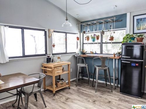 864 Hillside Dr, Spring Branch TX 78070-3808 exterior