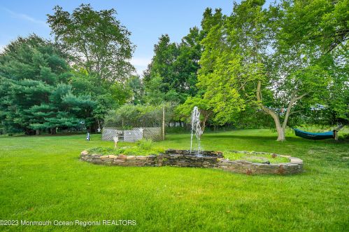 38 Normandy Ct, Middletown NJ 07748-3221 exterior