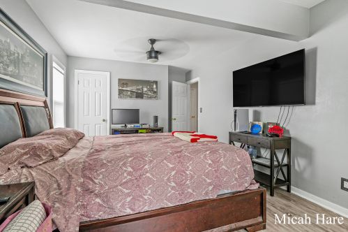 739 Marcia St, Wyoming MI 49509 exterior