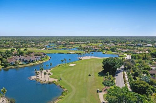 2325 Residence Cir, Naples FL 34105-3079 exterior