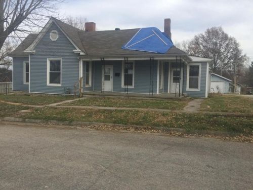 304 Randolph St, California, MO 65018-1827