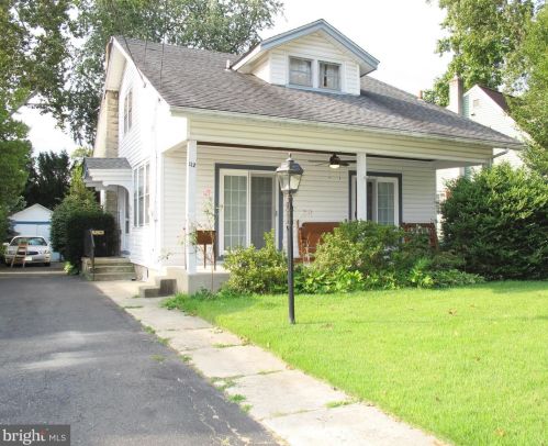 112 Pear St, Palmyra, NJ 08065-2530
