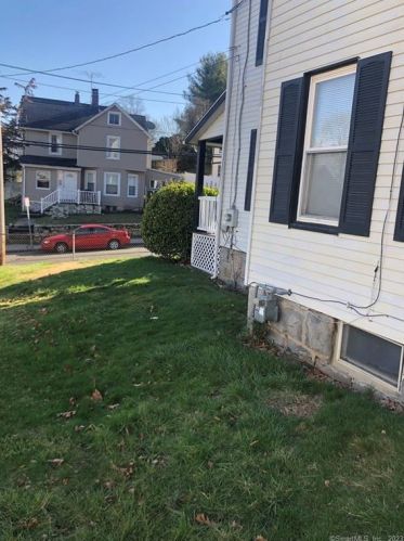 11 Hamilton Ave, Norwalk, CT 06854-3509