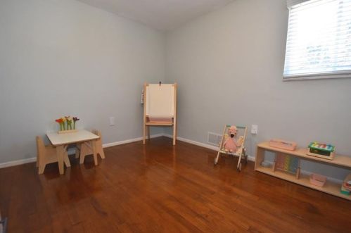 820 Bethany Dr, Pittsburgh PA 15215-1207 exterior