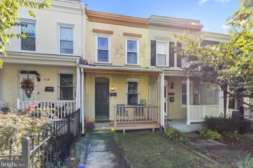 540 Newton Pl, Washington, DC 20010-1710