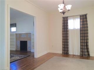 1039 Oxford Rd, Cleveland OH  44121-1825 exterior