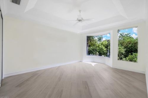 217 Colonade Cir, Naples FL 34103-8724 exterior