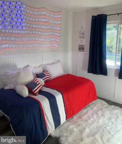 410 Chippewa Trl, Browns Mills NJ exterior