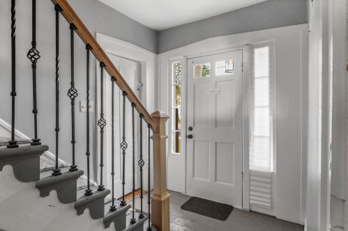 514 Kalamazoo St, Paw Paw MI 49079-1130 exterior