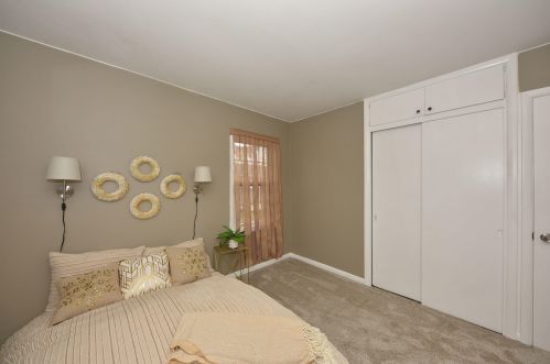 8100 Lancaster Ave, Milwaukee WI  53218-3652 exterior