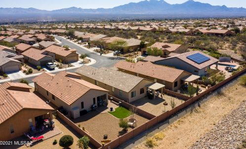 589 Rugged Cyn Dr, Green Valley AZ 85614-6188 exterior