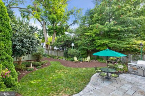 4340 Davenport St, Washington, DC 20016-4514