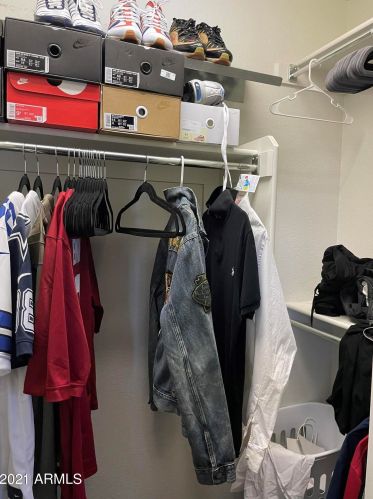 3060 Dunbar Dr, Phoenix AZ 85041-6349 exterior