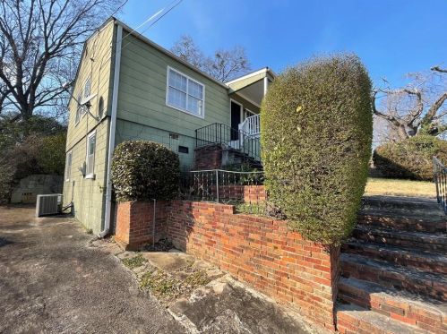 2469 Constance St, Atlanta, GA 30344-2812