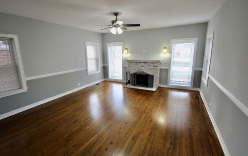 7705 Bennett Ave, Chicago IL  60649-4605 exterior