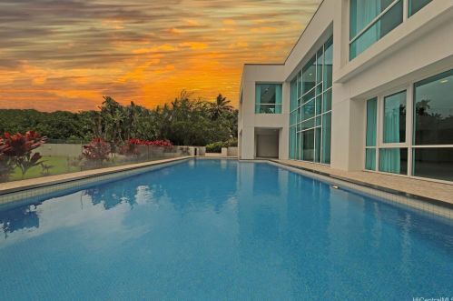 4801 Kahala Ave, Honolulu HI 96816-5231 exterior