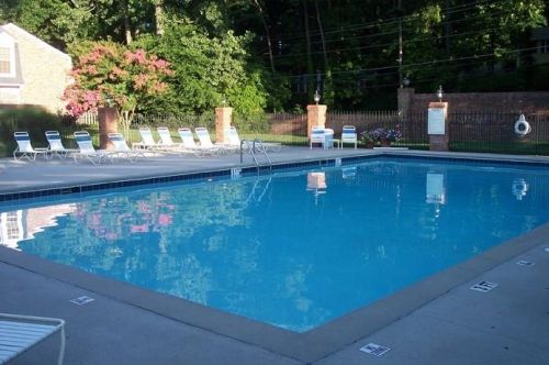 3 Iron Bound Pl, Atlanta GA 30318-1424 exterior