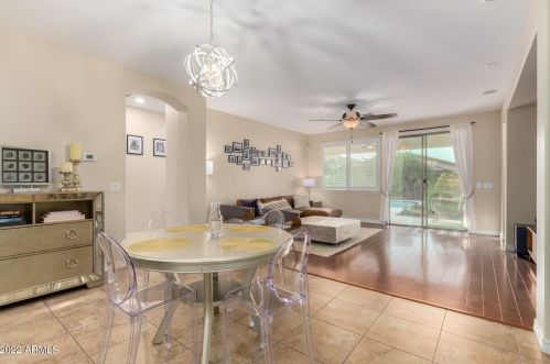 654 Bartlett Way, Chandler AZ  85248-5088 exterior