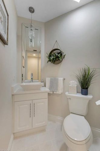 205 Colonade Cir, Naples FL 34103-8706 exterior