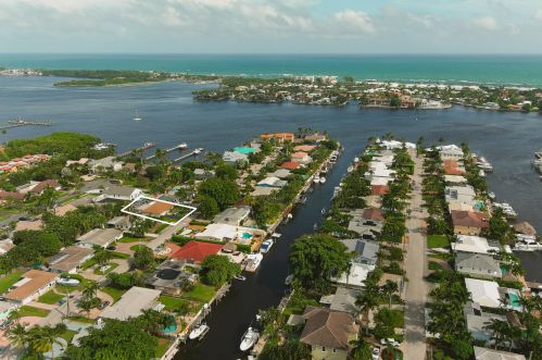 717 Ocean Inlet Dr, Boynton Beach, FL 33435-2849