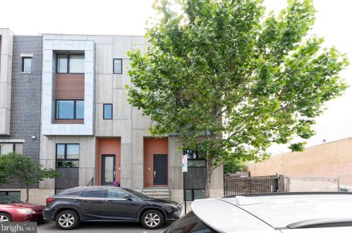 1023 17th St, Philadelphia PA  19146-2004 exterior