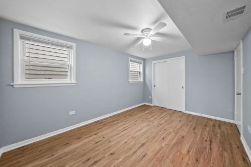 6116 Kolin Ave, Chicago IL 60629-5202 exterior