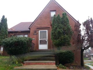 4106 Bayard Rd, Cleveland OH  44121-3118 exterior