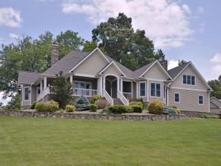 45 Broadleaf Dr, Fletcher NC  28732-7467 exterior