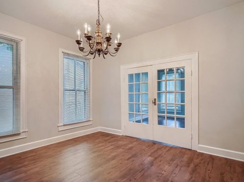 1013 3rd St, Austin TX  78702-4222 exterior