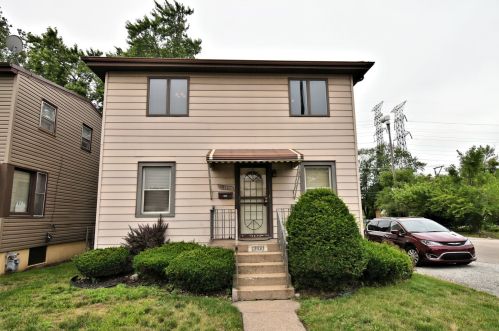 13100 Avenue, Chicago IL  60633-1308 exterior