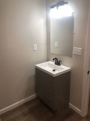 9 Dixfield Rd, Worcester MA  01606-1085 exterior