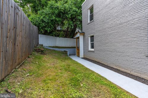 526 48th Pl, Washington DC  20019-4701 exterior