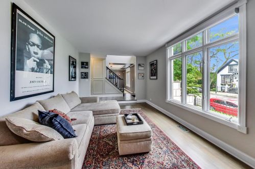 2047 Honore St, Chicago IL  60614-3910 exterior