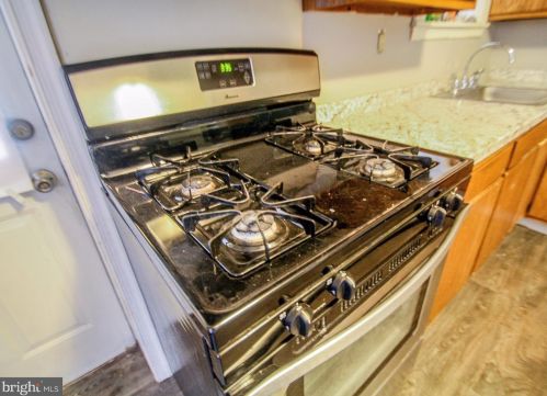 621 Columbia Ave, Darby PA 19023-2510 exterior