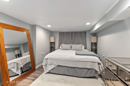 227 Leamington Ave, Chicago IL 60651-2964 exterior