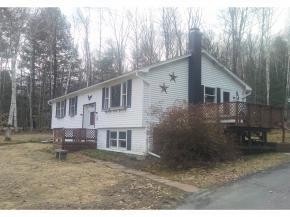 31 Manchester Dr, Lebanon, NH 03766-2114