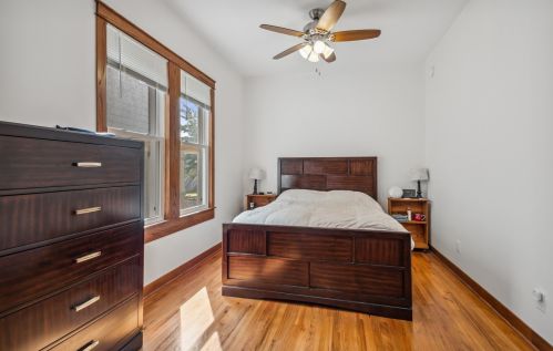 5332 Winnemac Ave, Chicago IL  60630-2220 exterior