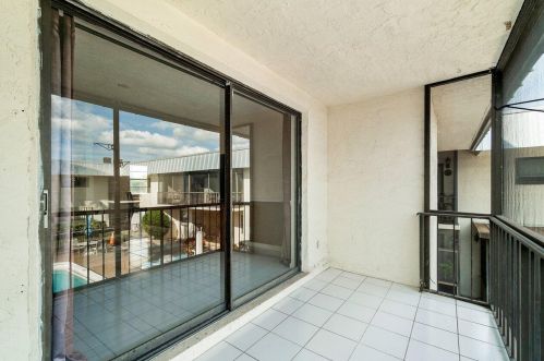 875 13th St, Boca Raton FL  33486-2328 exterior