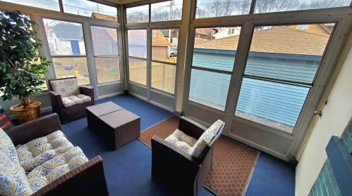 4028 16 St, Milwaukee WI 53209-6913 exterior