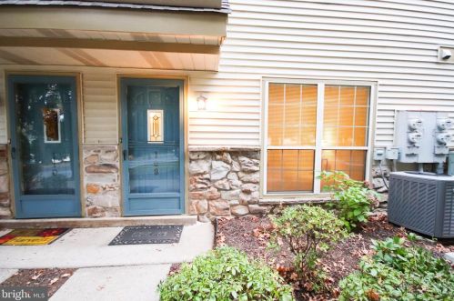 109 Foxmeadow Dr, Limerick PA  19468-1502 exterior