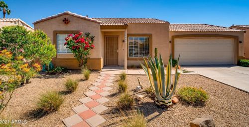 2609 Angela Dr, Phoenix AZ  85032-1883 exterior