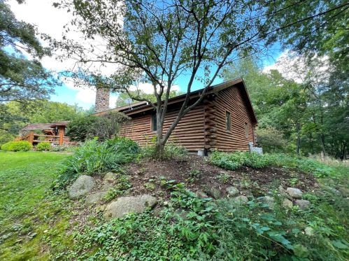 14815 Lilac Ln, Bull Valley IL exterior